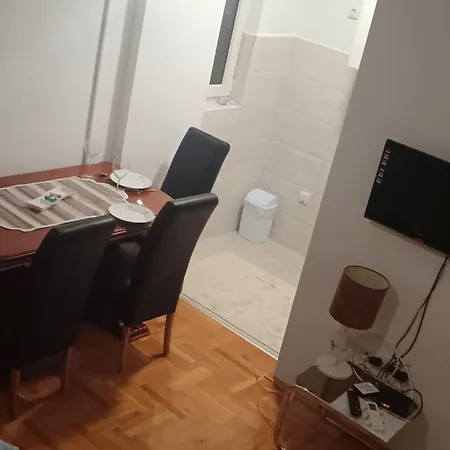 Apartment Danica *